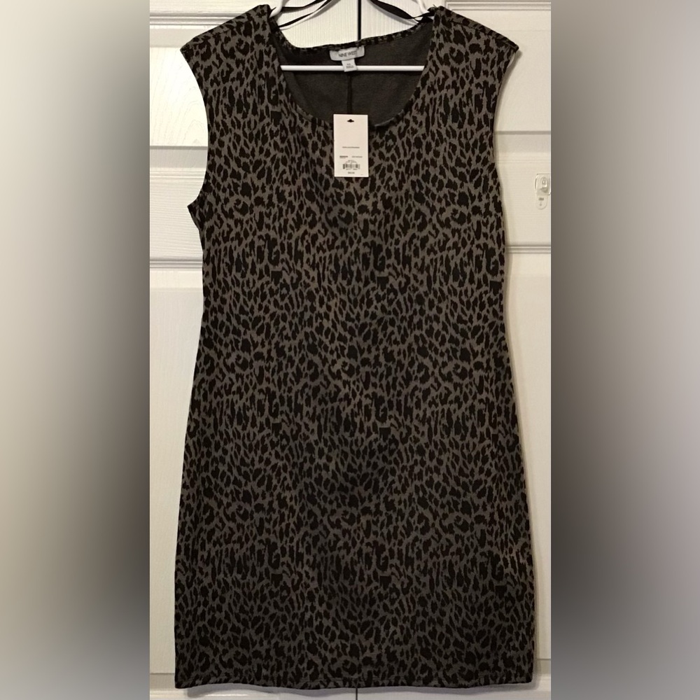 Nine West dress. Size Medium